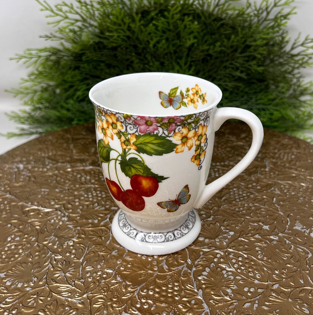 Elizabethan Find Bone China Mug Set