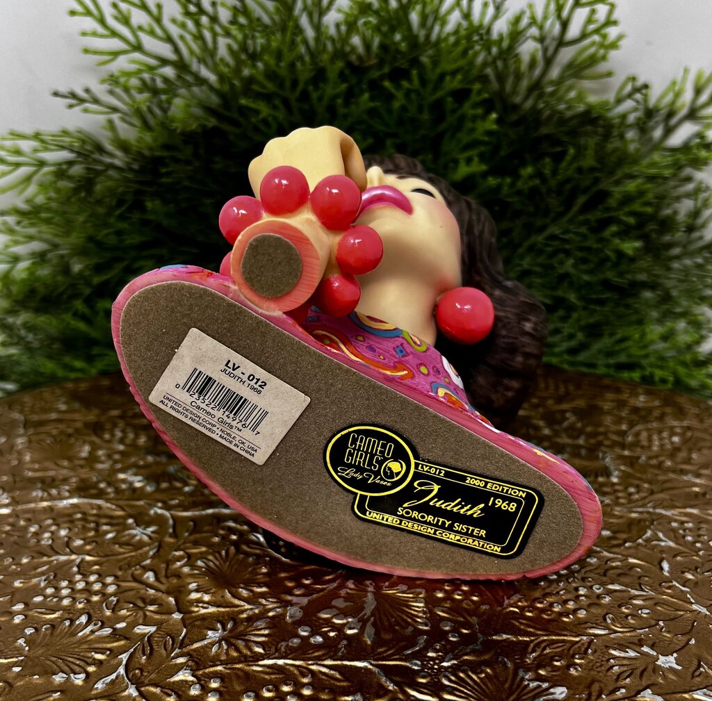 Cameo Girls Lady's Vase Judith Sorority Sister