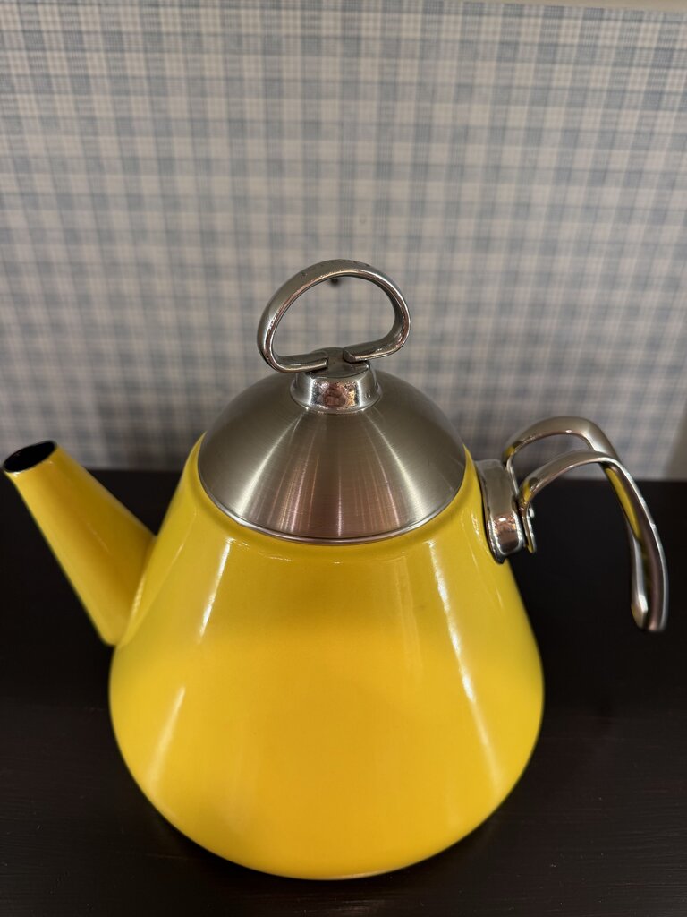 Chantal Vintage Enamel Tea Pot