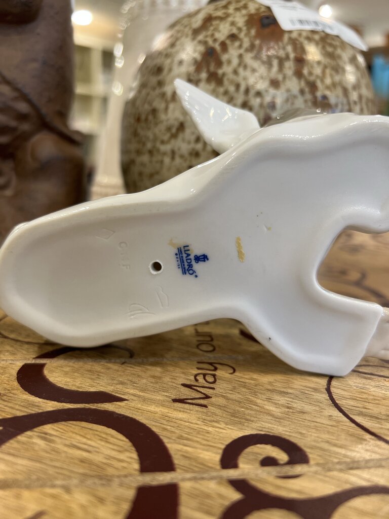 Lladro Angel Laying Down