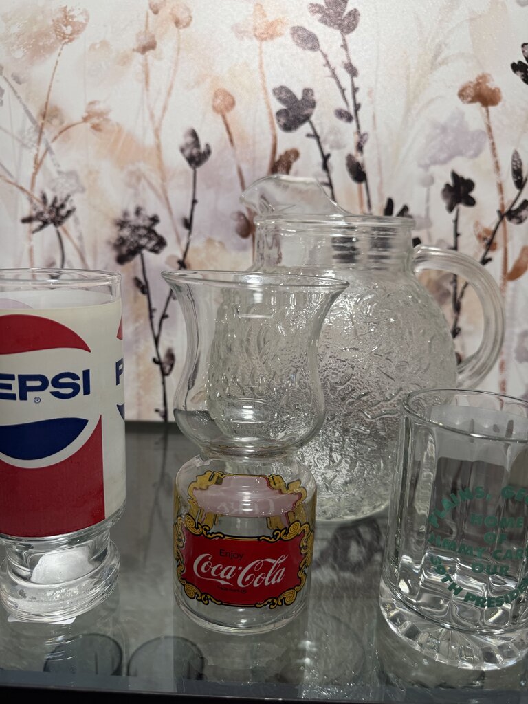 Vtg. Hurricane Coca-Cola Glass