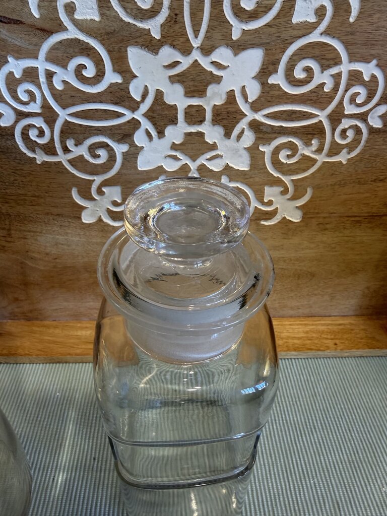 VTG APOTHECARY GLASS JAR ORIGINAL GLASS STOPPER MEDICAL JAR SQUARE