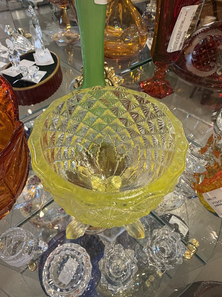 portieux vallerysthal vaseline glass footed pineapple jar bottom