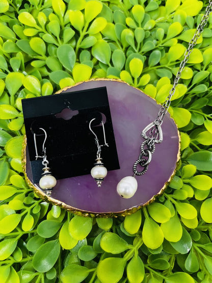 Silpada Pearl Necklace + Earring Set