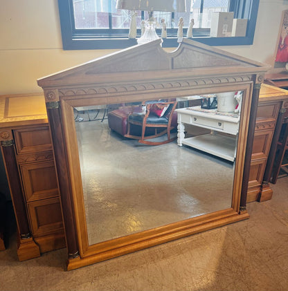 Stanley Vanity Dresser With Mirror