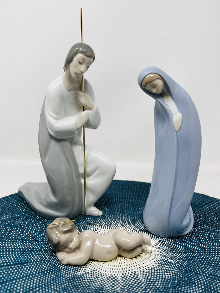 Vintage Lladro Nativity Sculptures