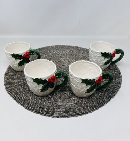 Lefton Holly Berry Mug Set