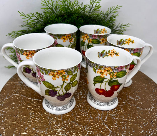 Elizabethan Find Bone China Mug Set