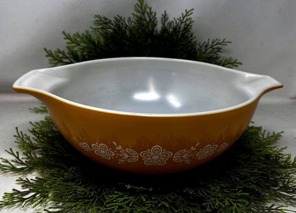 Pyrex Butterfly Cinderella Set