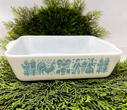 Vintage Pyrex Amish Butterprint Teal Ovenware Casserole Dish 0503 1 1/2qt