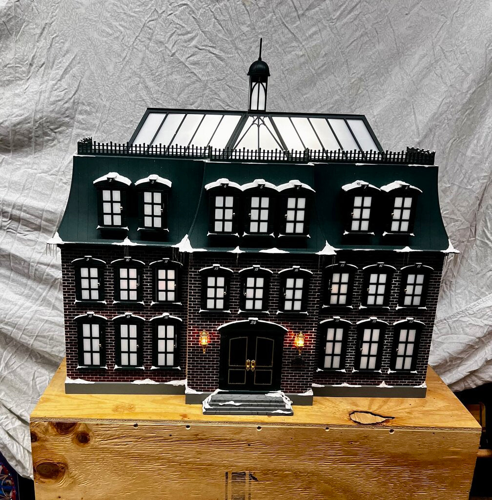 Tiny Tims Advent House