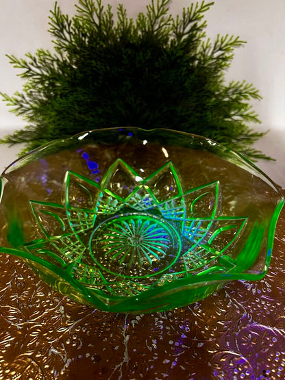 Hazel Atlas Uranium Glass Bowl Set Diamond Pattern Ruffled Edge