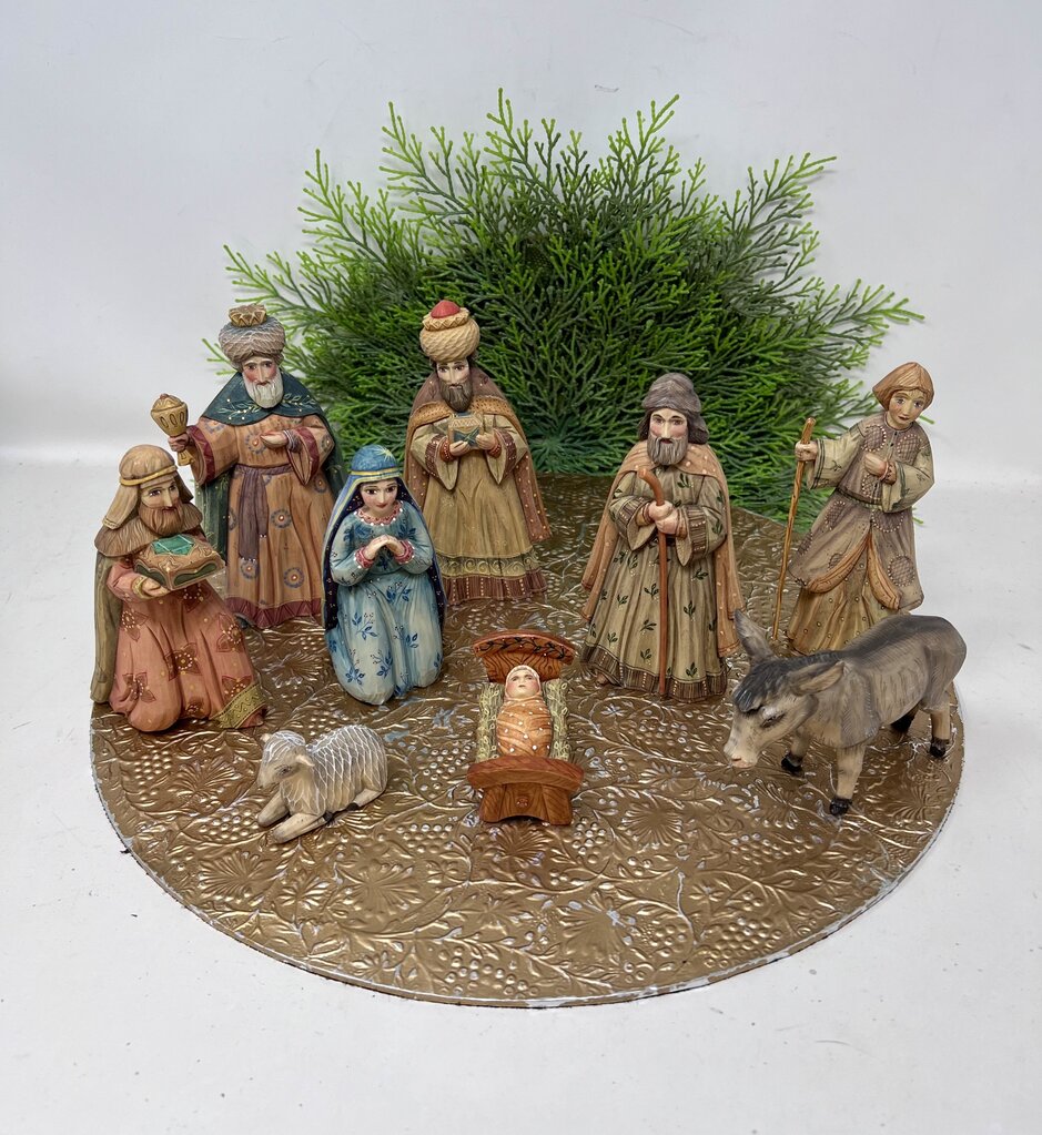 G. DeBrekht Artistic Studios "Nostalgic Nativity"