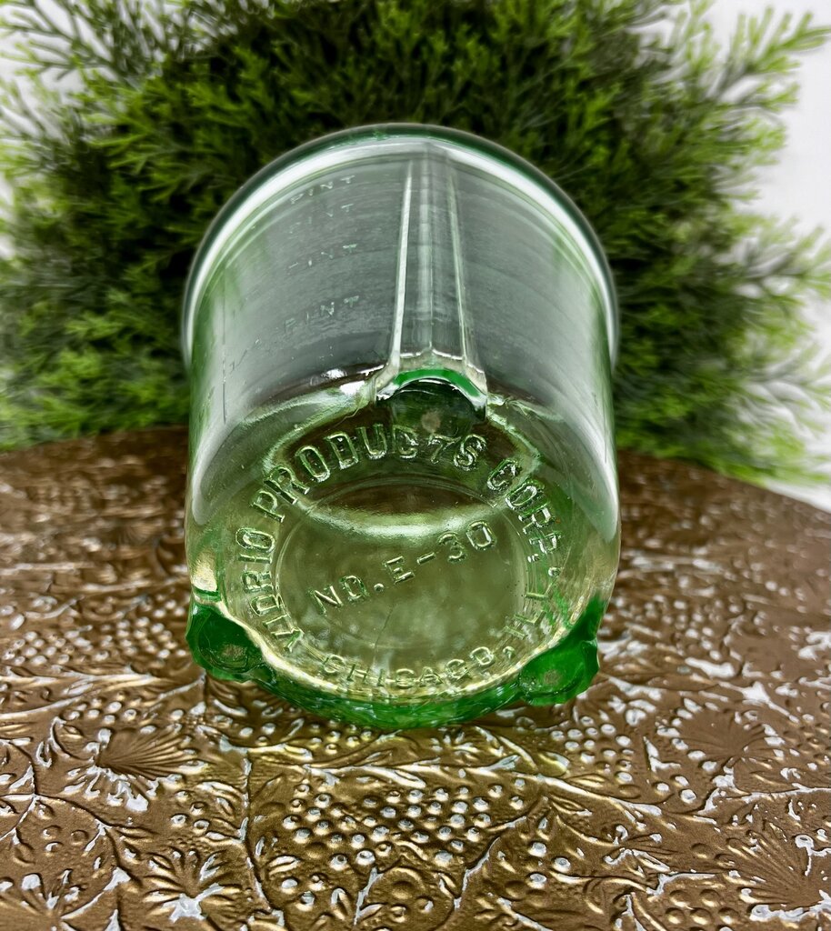 Vaseline Measuring Cup