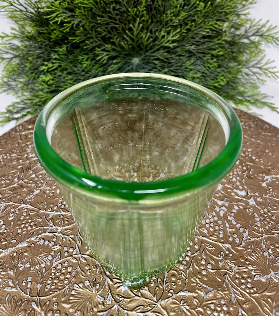 Vaseline Measuring Cup