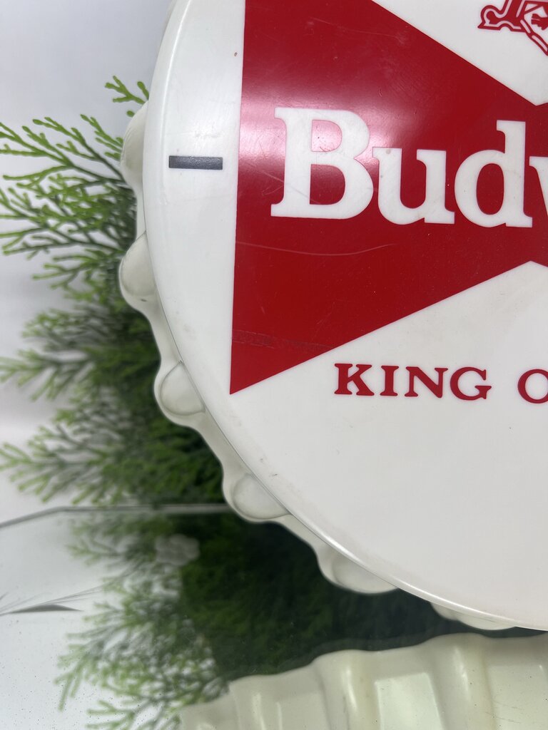 VTG Budweiser Bottle Cap Clock