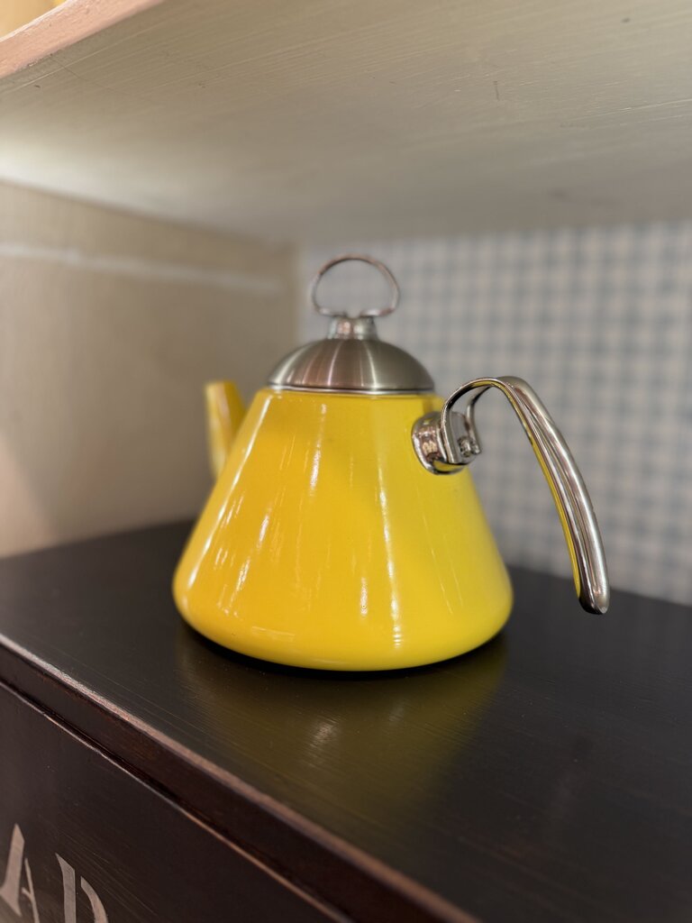 Chantal Vintage Enamel Tea Pot