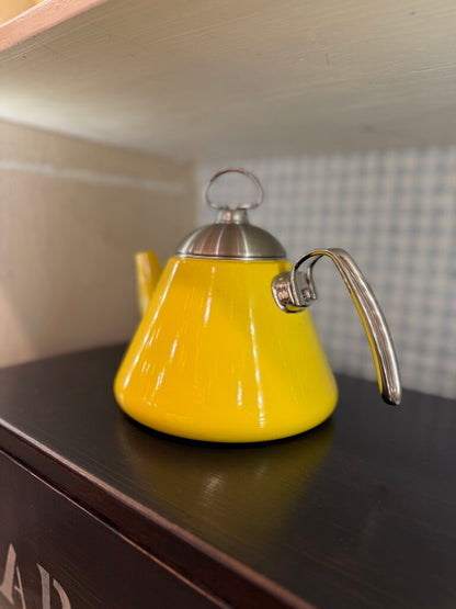 Chantal Vintage Enamel Tea Pot