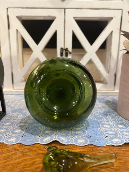Green Double Gourd Bottle With Glass Bird Finial