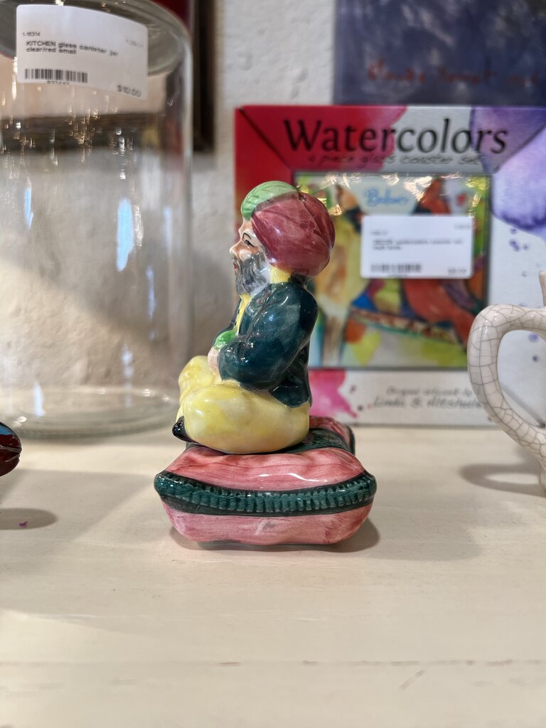 Vintage Arabian Sultaan On Pillow Salt and Pepper Shaker 1950s Japan