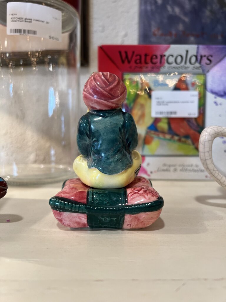 Vintage Arabian Sultaan On Pillow Salt and Pepper Shaker 1950s Japan