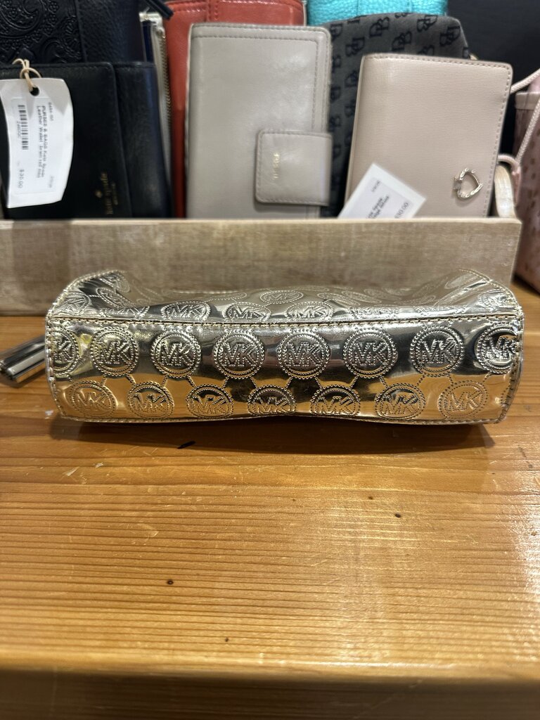 Michael Kors Estee Lauder Gold Cosmetic Bag w Hangtag