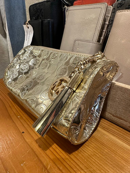 Michael Kors Estee Lauder Gold Cosmetic Bag w Hangtag