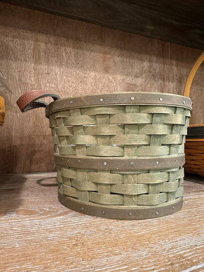 Longaberger Round Bushel Basket With Leather Handles