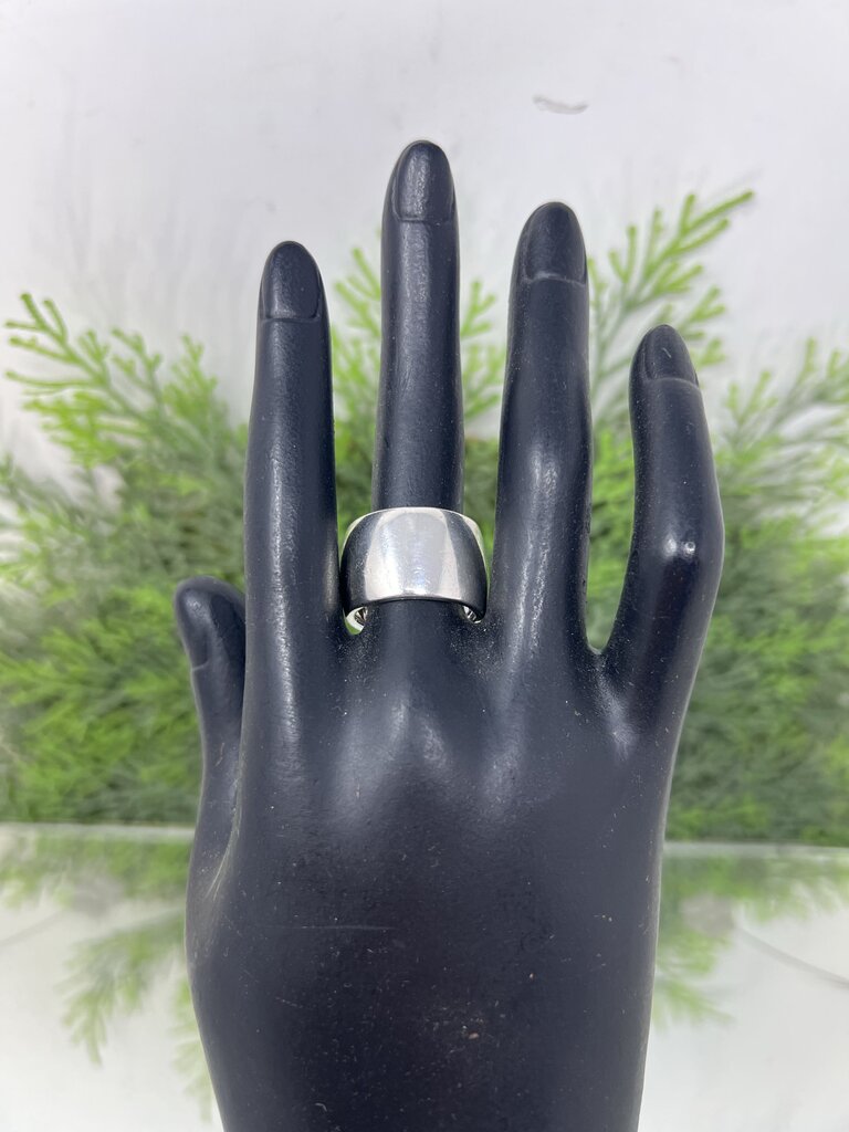 Silpada Sterling Silver Cigar Band Ring