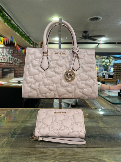 Michael Kors Sheila Bag And Wallet Set