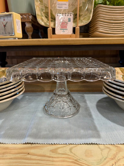Square Pedastal Scalloped Cake Stand