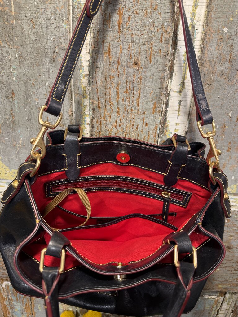 Dooney&Bourke Black Leather Purse