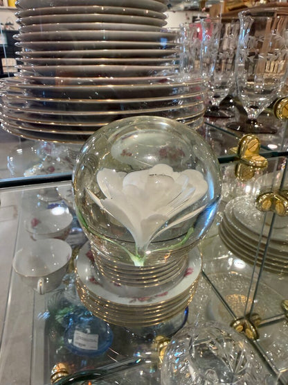 Flower Paper Weight