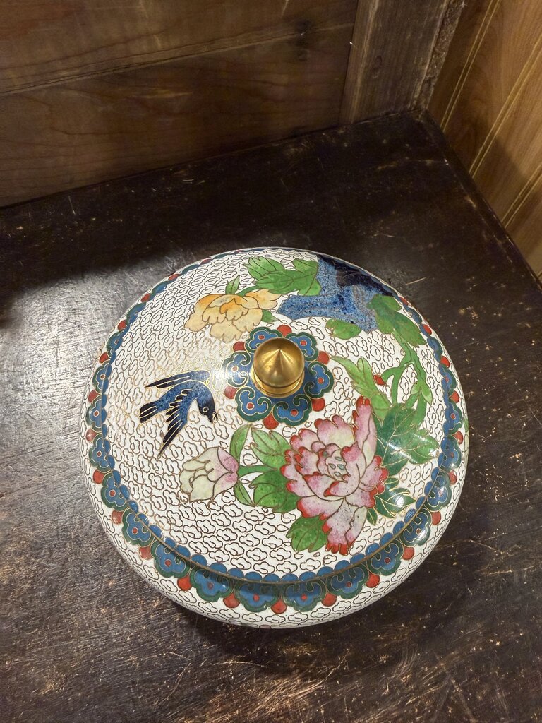 Vintage Cloisonne Lidded Round Box with Flower Images