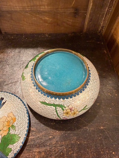 Vintage Cloisonne Lidded Round Box with Flower Images