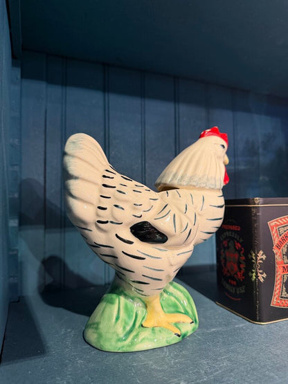 VTG Chicken Wall Planter