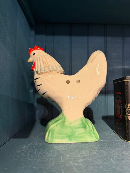 VTG Chicken Wall Planter