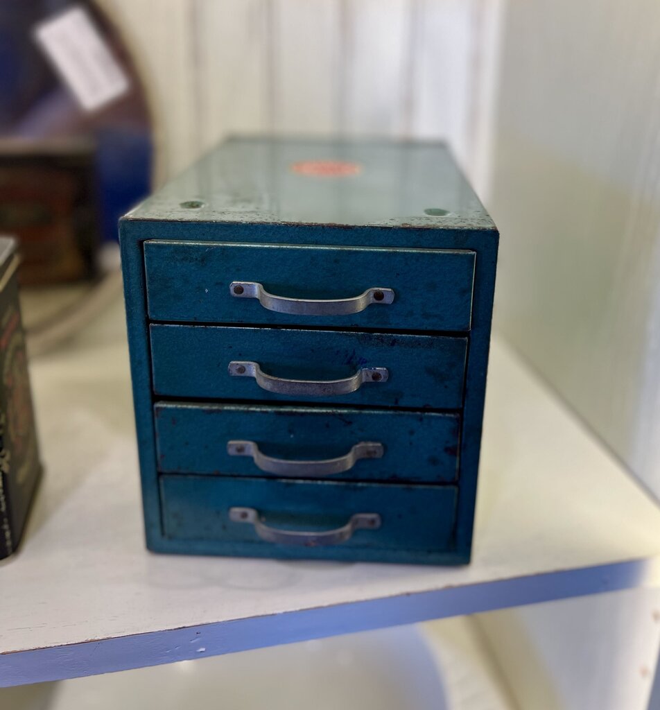 Wards File Drawer