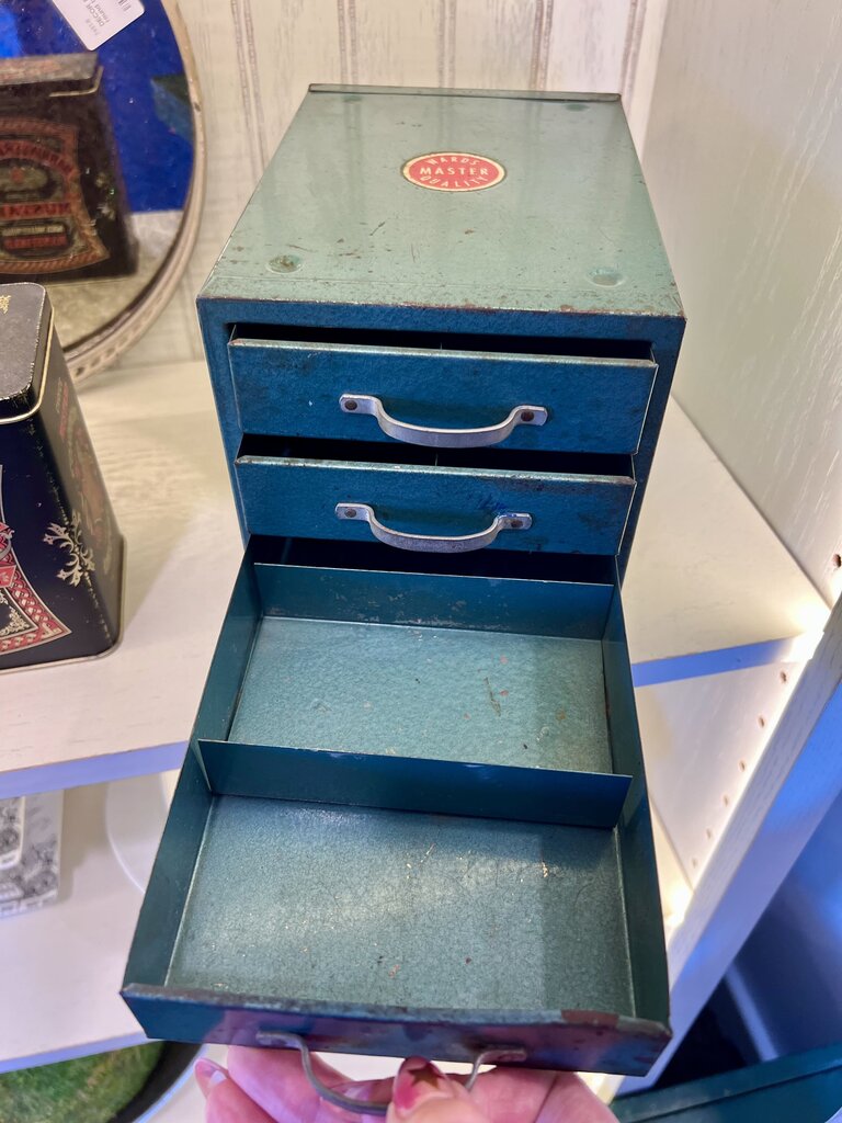 Wards File Drawer