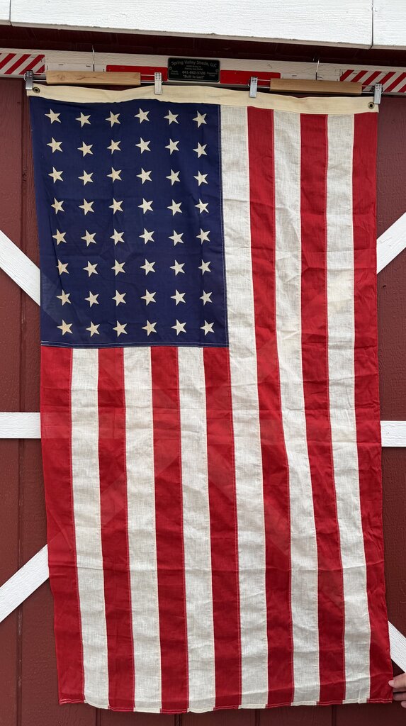 Vintage Med Stitched American Flag