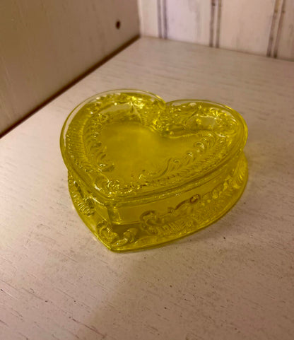 VTG BOYD Vaseline Covered Heart Dish