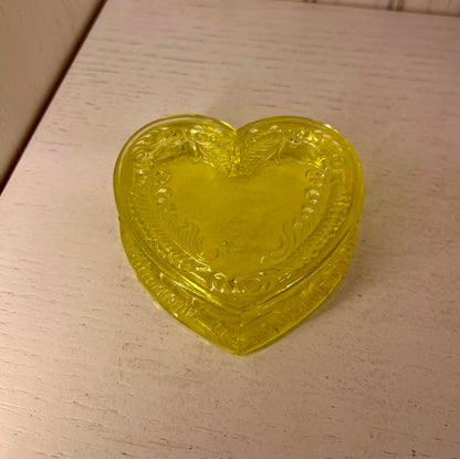 VTG BOYD Vaseline Covered Heart Dish