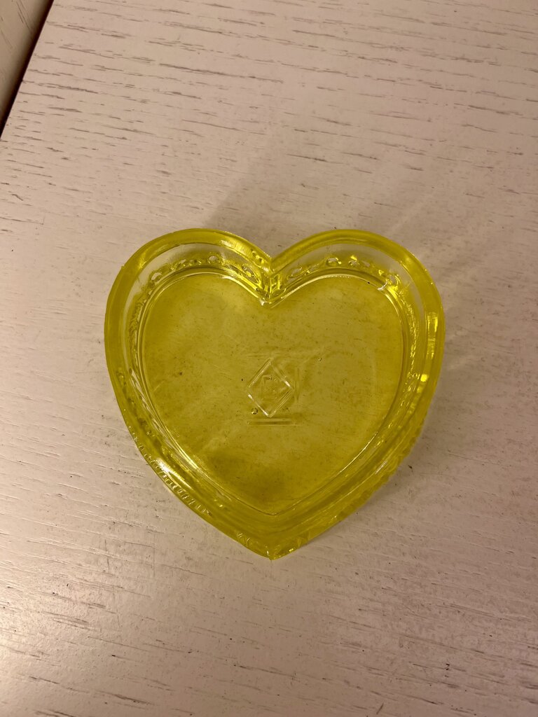 VTG BOYD Vaseline Covered Heart Dish