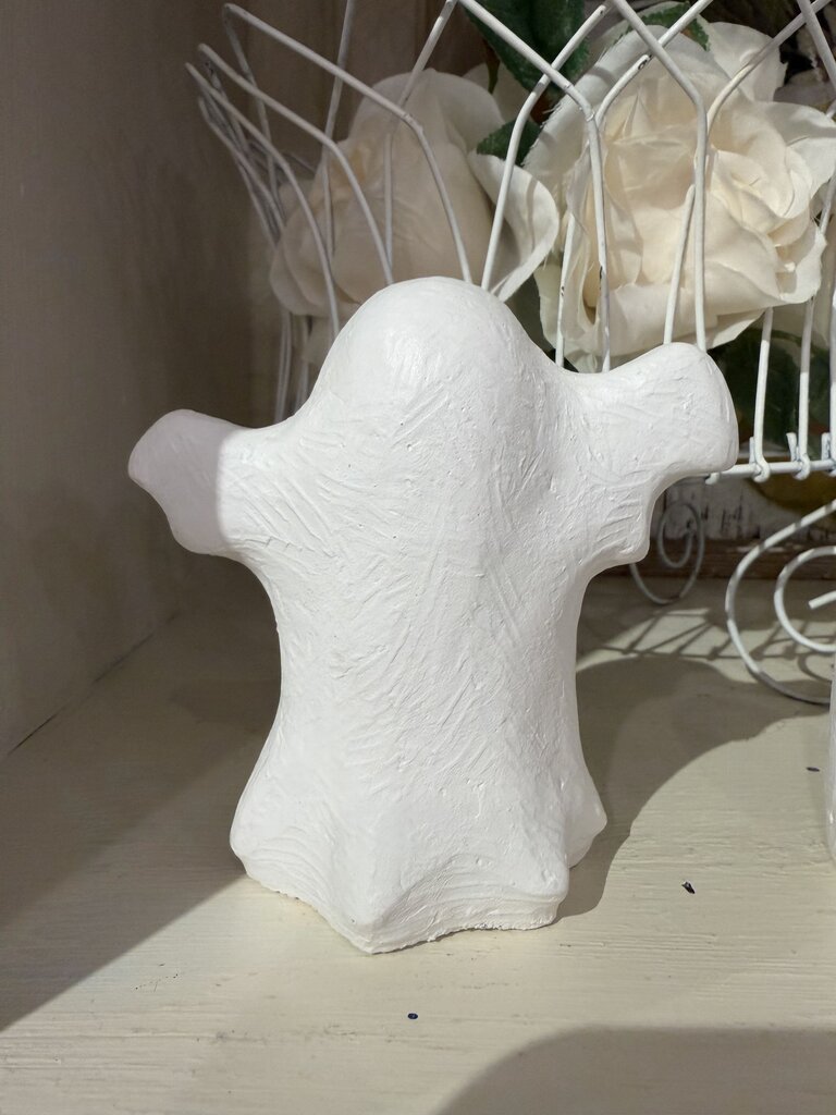 Isabel Bloom Ghost