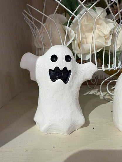 Isabel Bloom Ghost