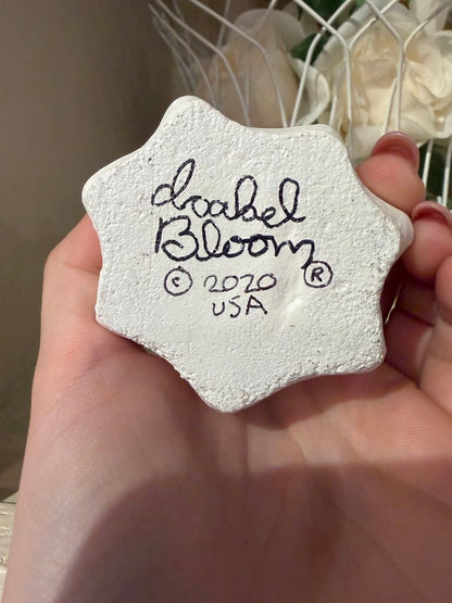 Isabel Bloom Ghost