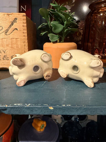Vintage Quon Ceramic Pig Shakers