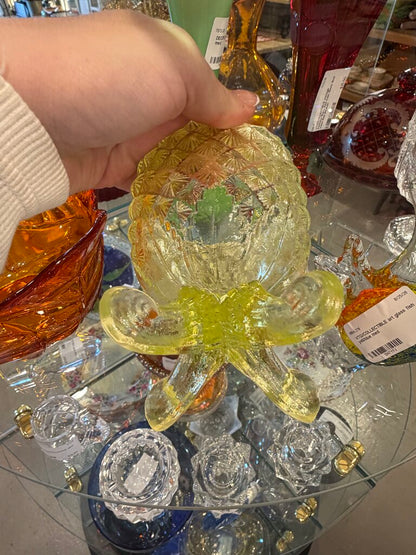 portieux vallerysthal vaseline glass footed pineapple jar bottom