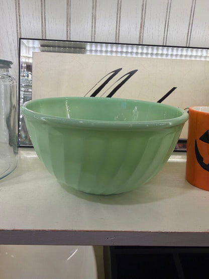 Large Jadeite Ribbed Bowl