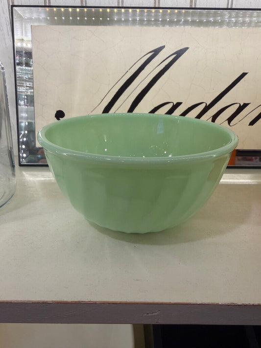 Jadeite Ribbed Bowl